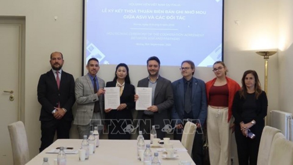 MoU opens new opportunities for Vietnamese students in Italy